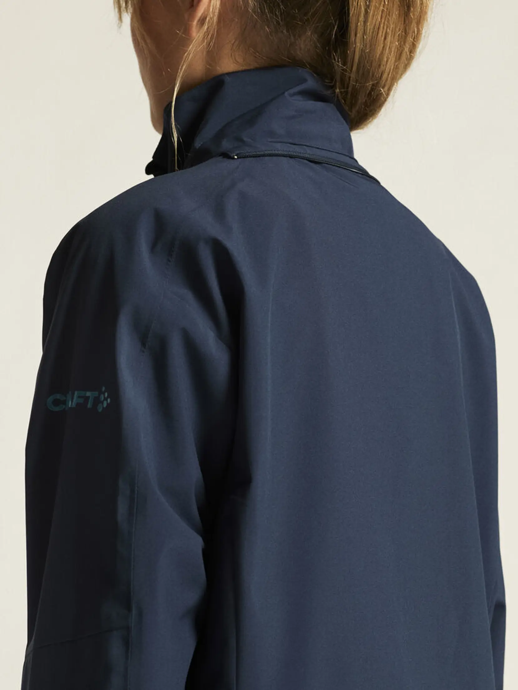 Bild på CORE Explore Shell Jacket W