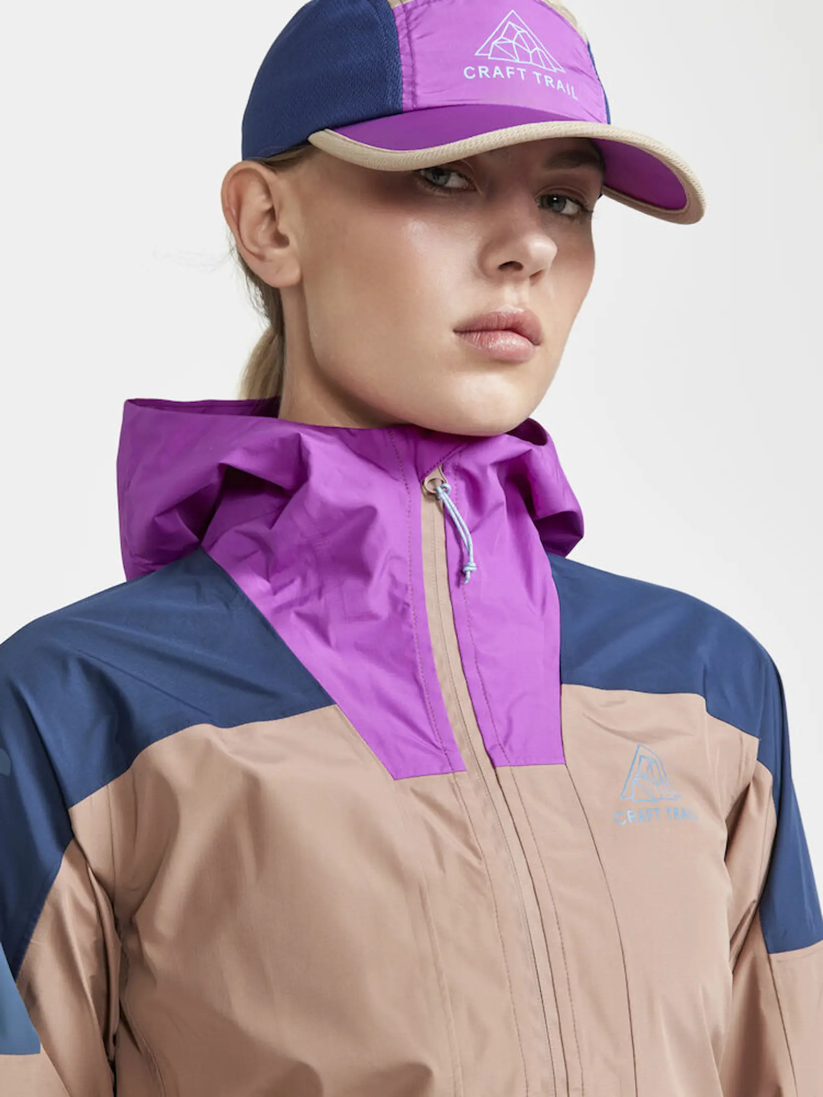 Bild på PRO Trail Hydro Jacket W