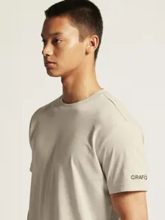 Bild på Community 2.0 Tee M