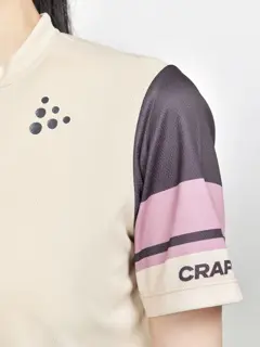 Bild på CORE Endur Logo Jersey W