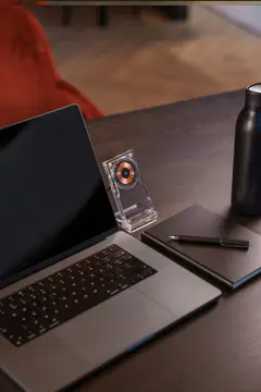 Bild på Magcharge 15W magnetiskt trådlöst laddningsstativ