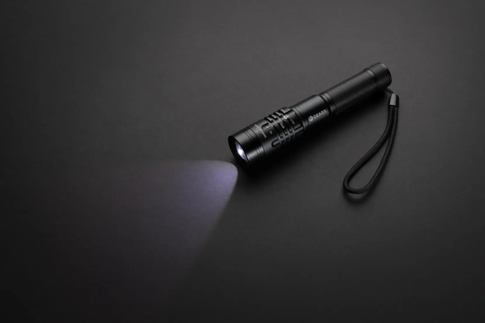 Bild på Gear X USB återuppladdninsgbar ficklampa