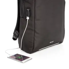 Bild på Swiss Peak AWARE™ RFID och USB A laptopryggsäck