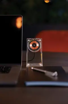 Bild på Magcharge 15W magnetiskt trådlöst laddningsstativ