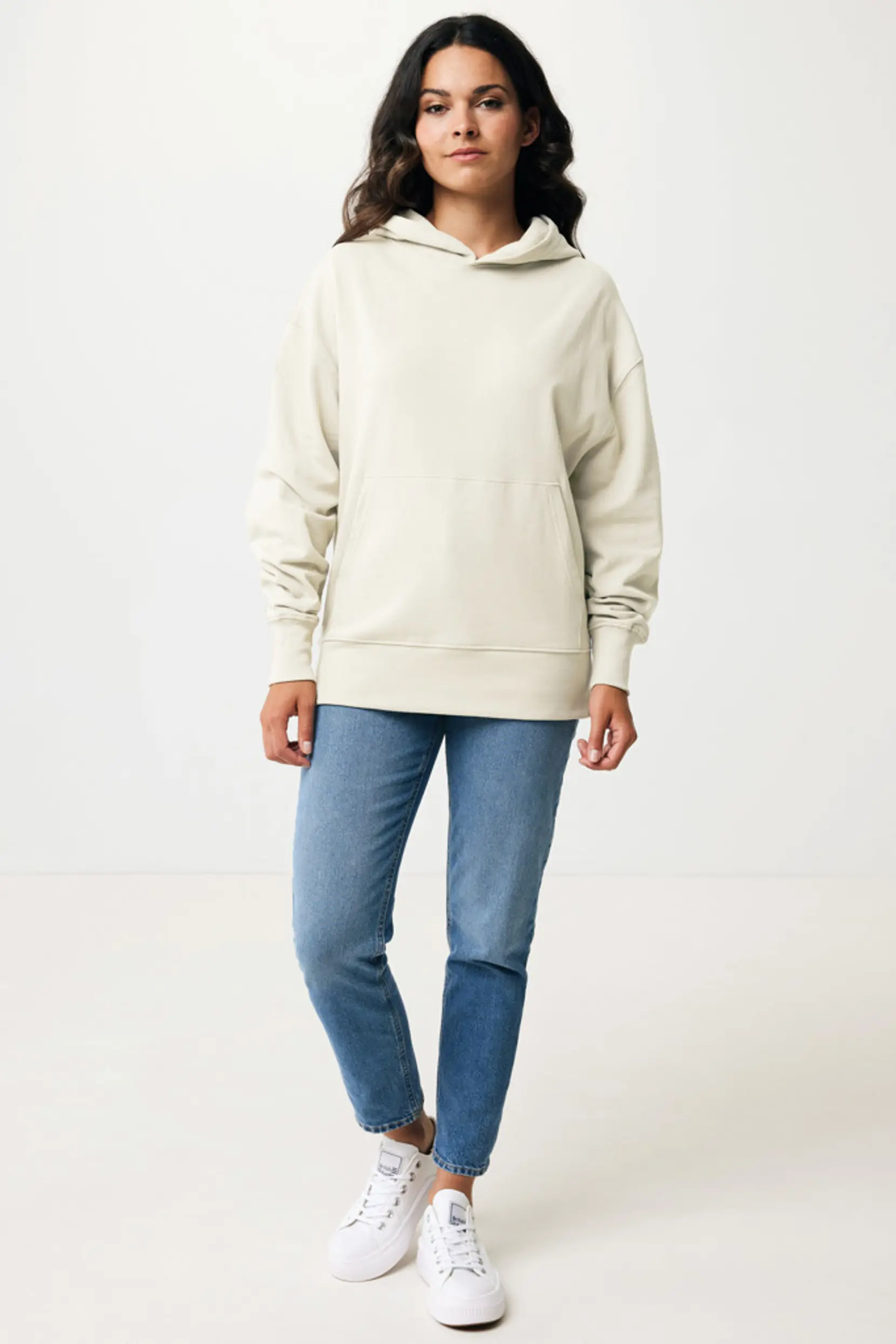 Bild på Iqoniq Yoho relaxed fit hoodie i återvunnen bomull