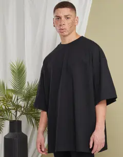 Bild på Huge Tee