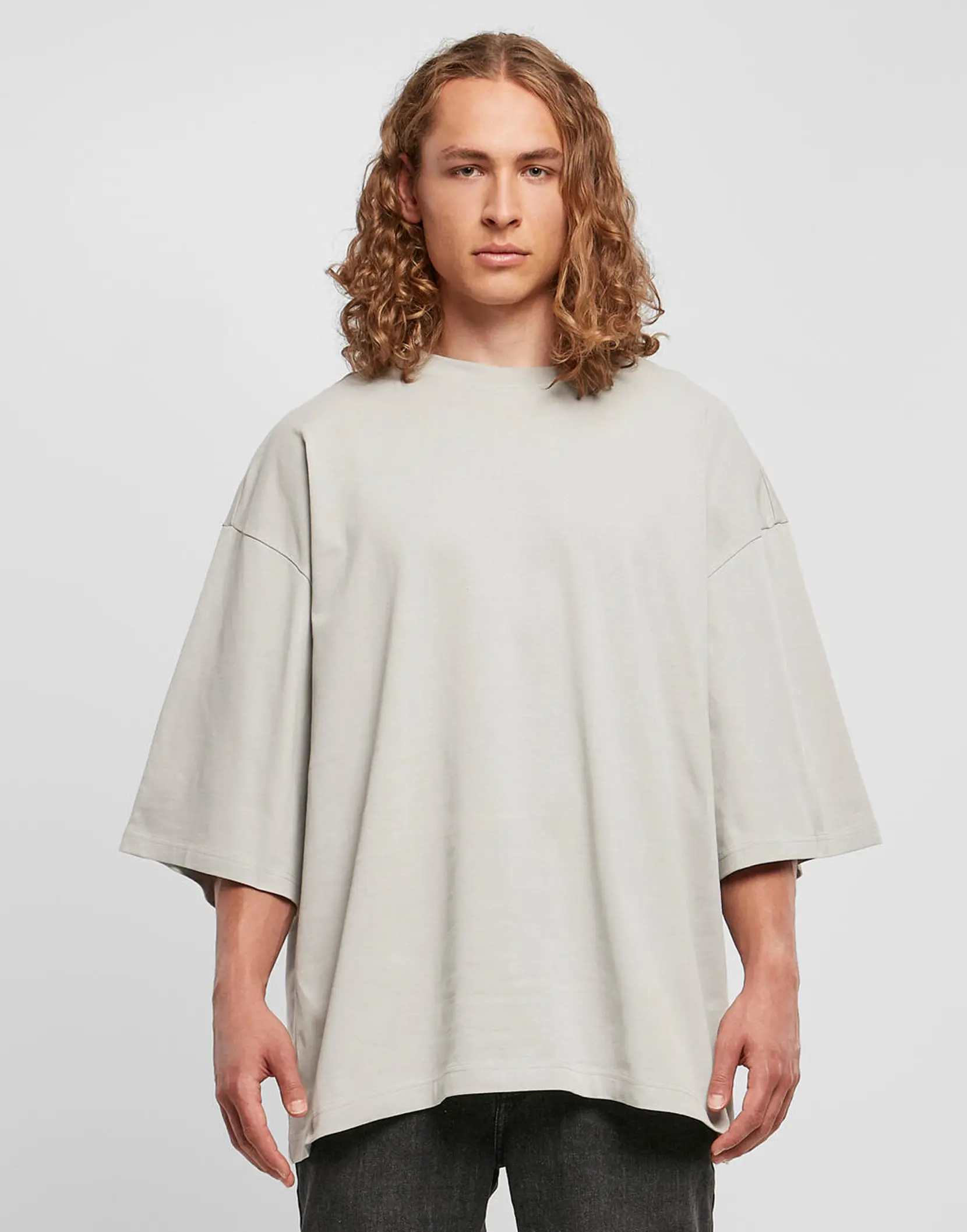 Bild på Huge Tee