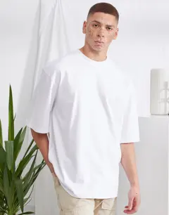 Bild på Huge Tee