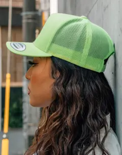 Bild på Neon Retro Trucker