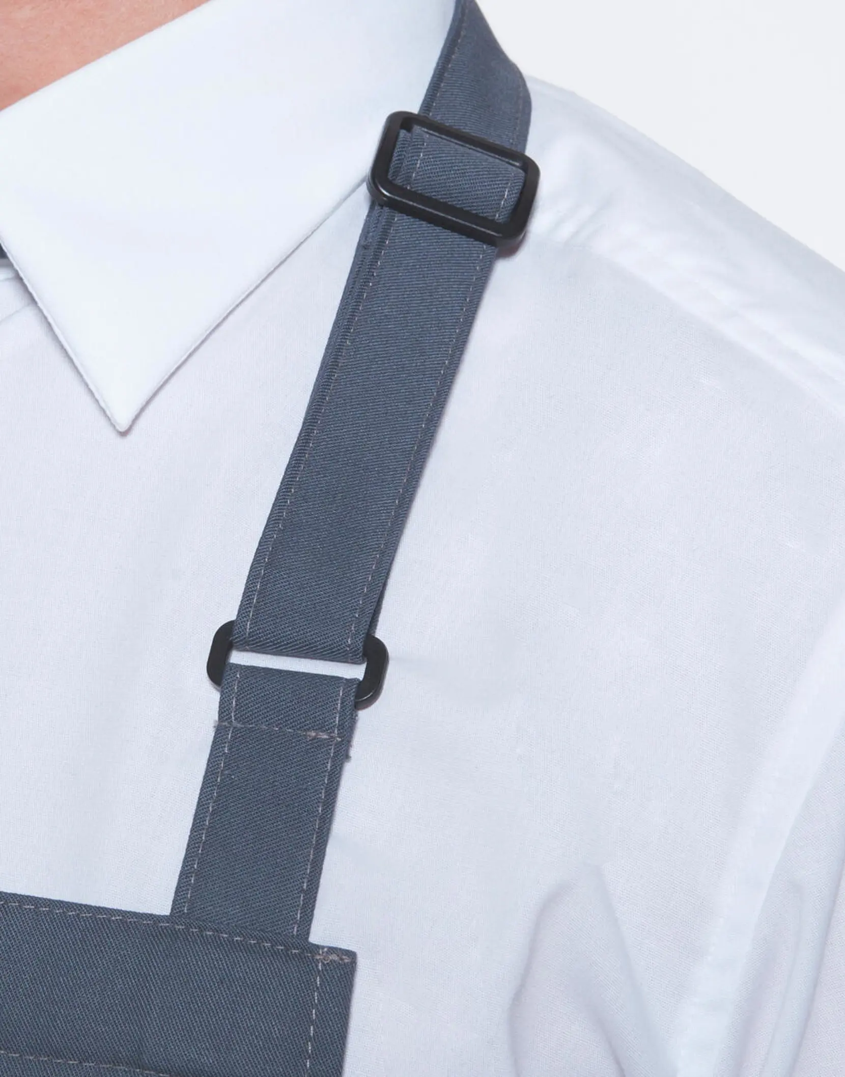 Bild på Oversize Bib Apron with Buckle and Pocket