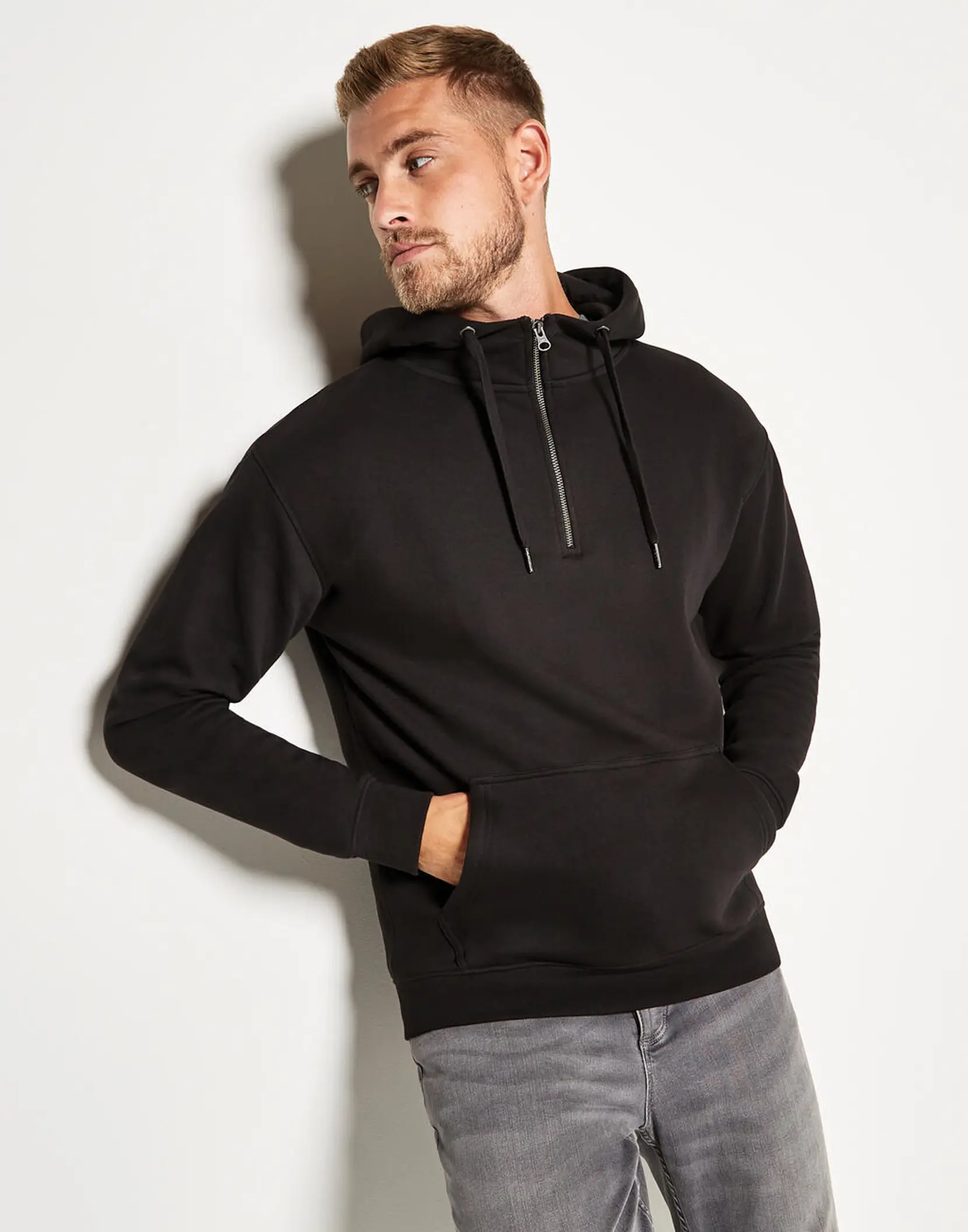 Bild på Regular Fit 1/4 Zip Hoodie
