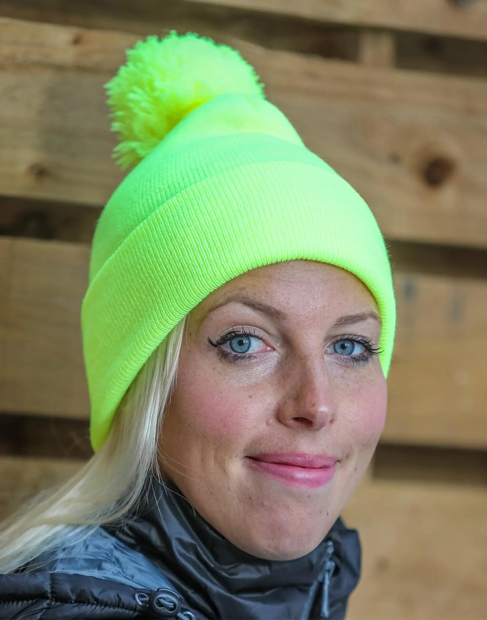 Bild på Pom Pom Beanie