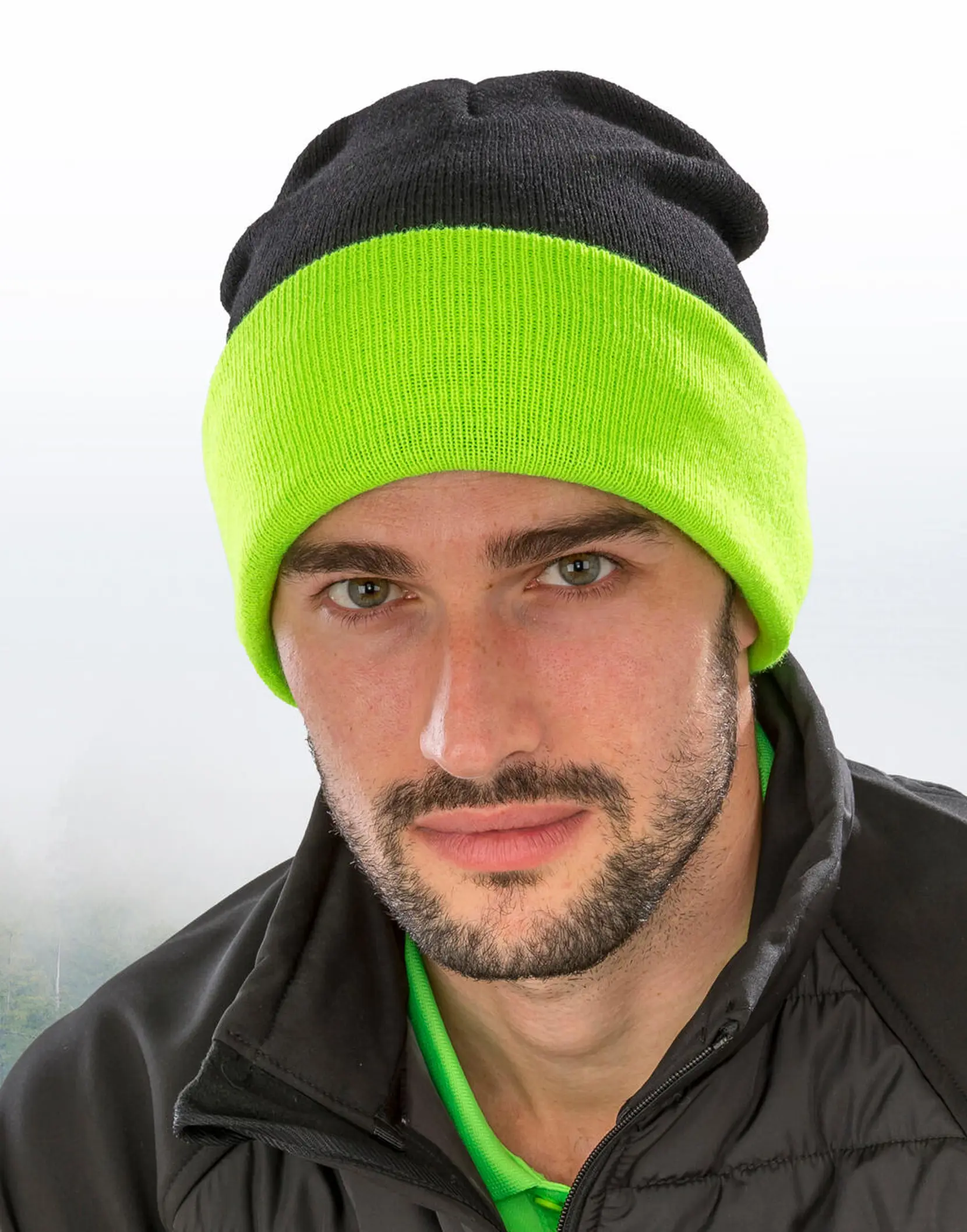 Bild på Recycled Black Compass Beanie