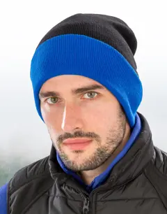 Bild på Recycled Black Compass Beanie