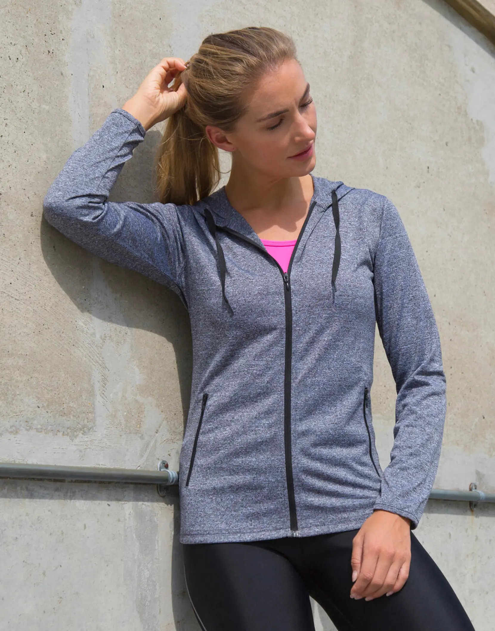 Bild på Women's Hooded Tee-Jacket