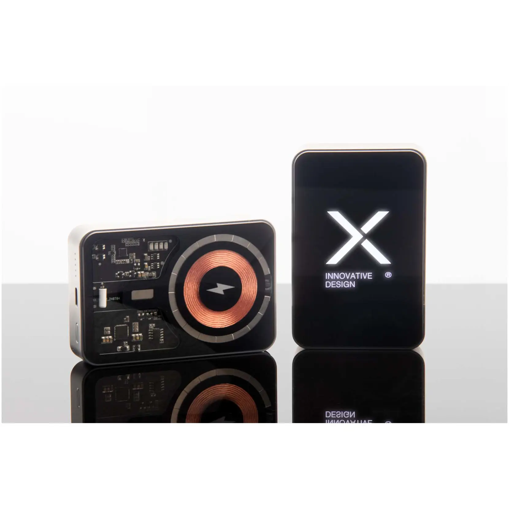 Bild på SCX.design P24 15 W 10 000 mAh MagSafe powerbank