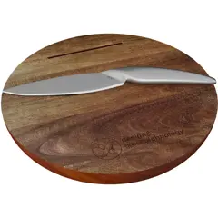 Bild på SCX.design K03 set med skärbräda i trä och kniv