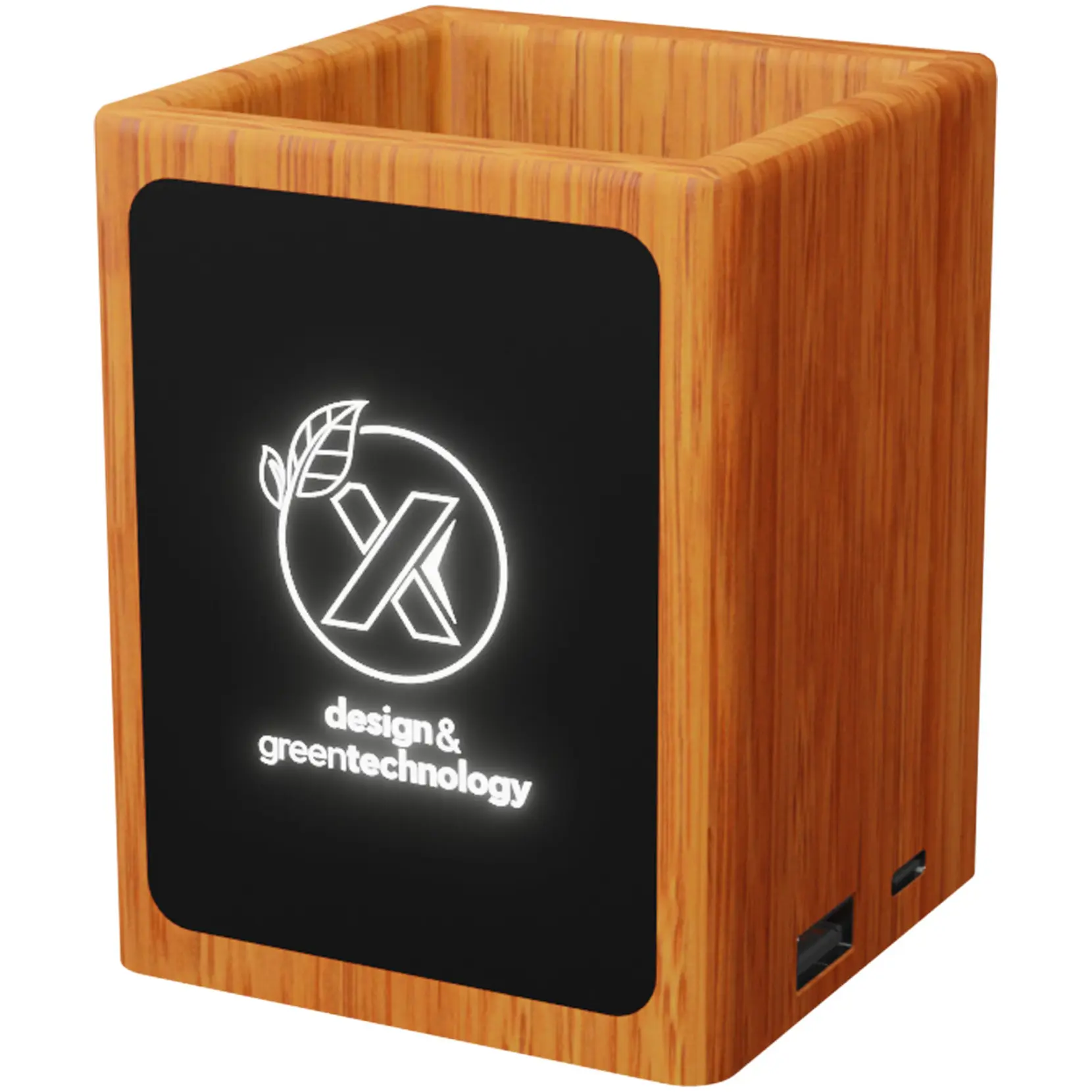 Bild på SCX.design O12 pennhållare i trä med upplyst logotyp med dubbla USB-utgångar
