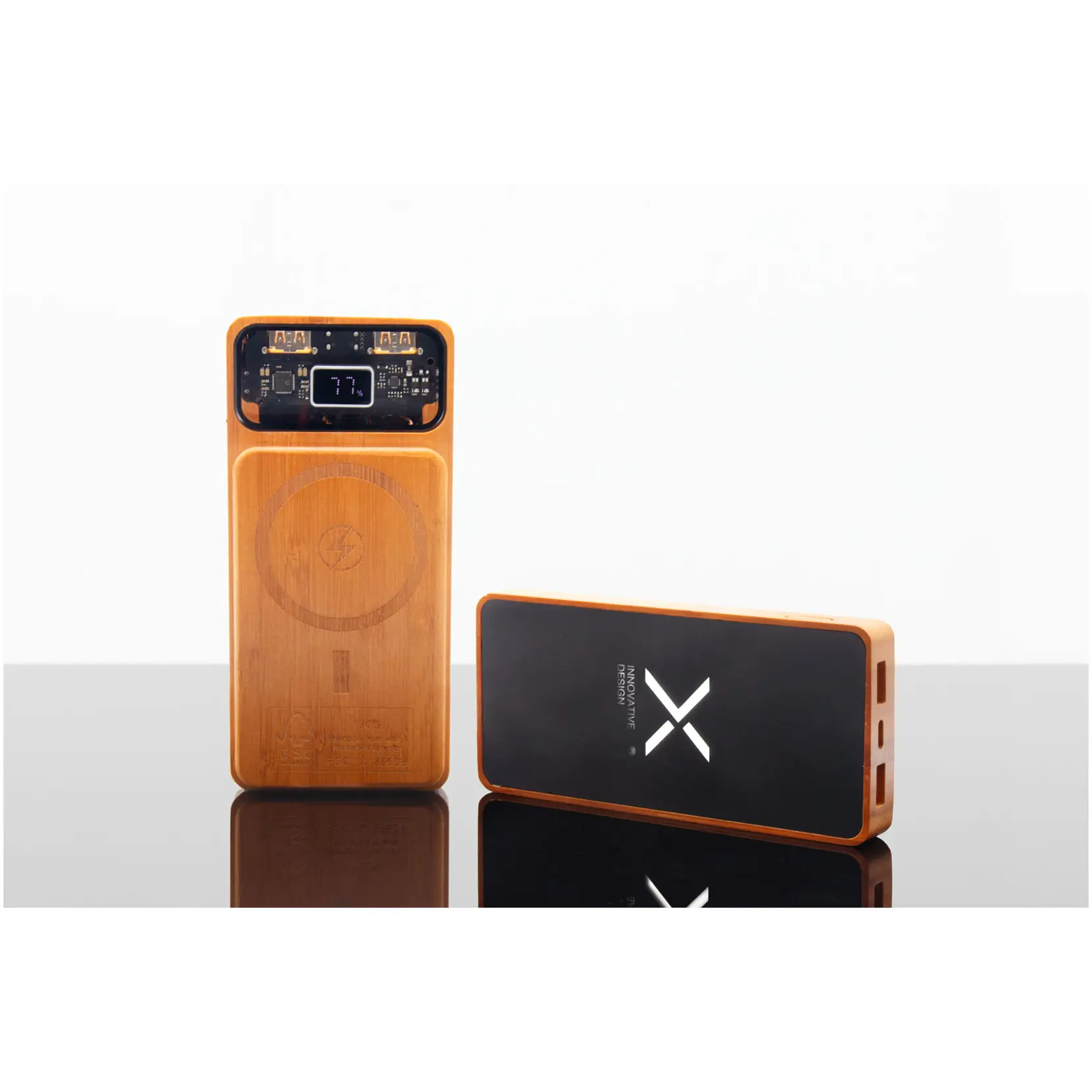 Bild på SCX.design P48 10 000 mAh magnetisk powerbank i trä 15 W