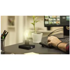 Bild på SCX.design F20 svävande lampa