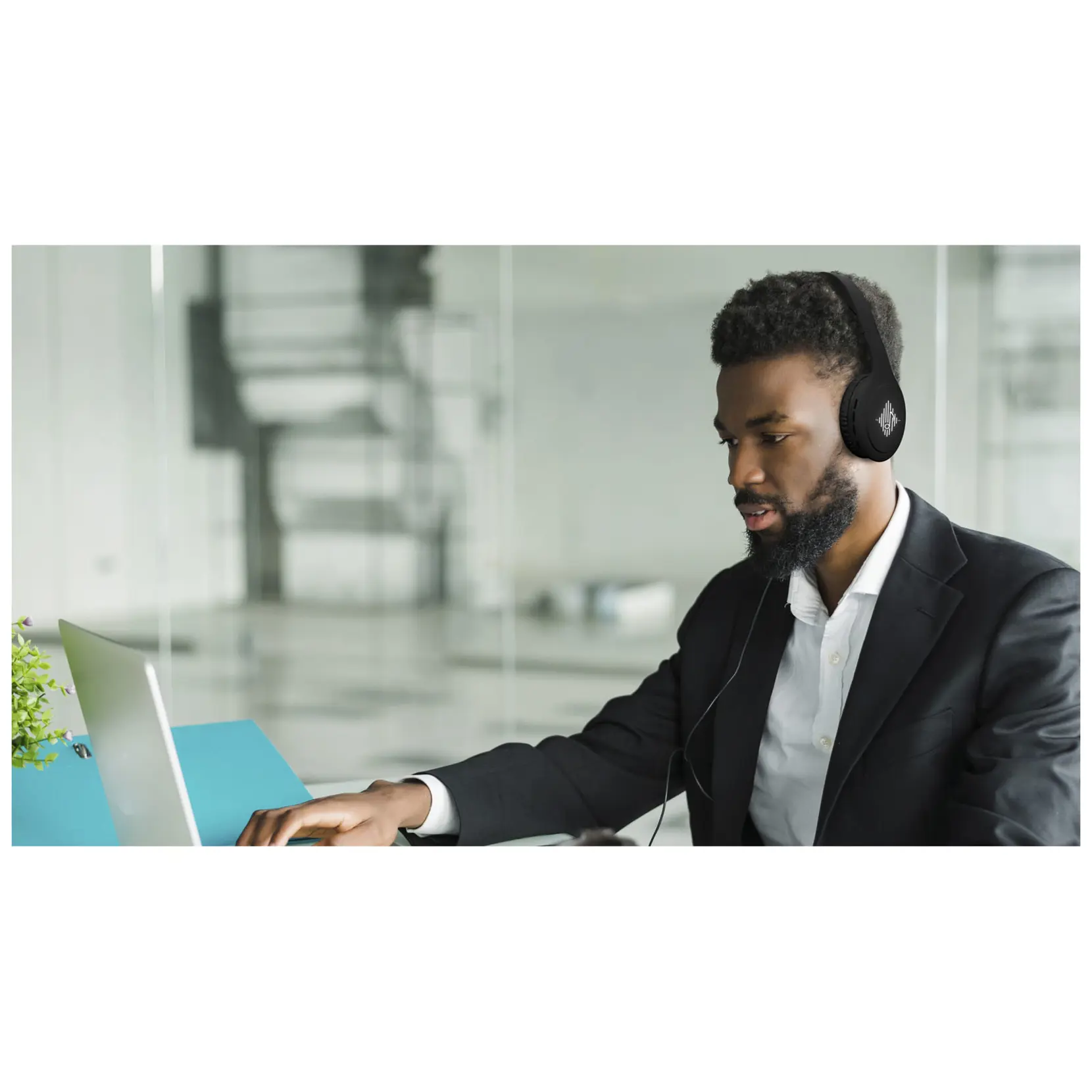 Bild på SCX.design E25 Bluetooth® ANC-hörlurar