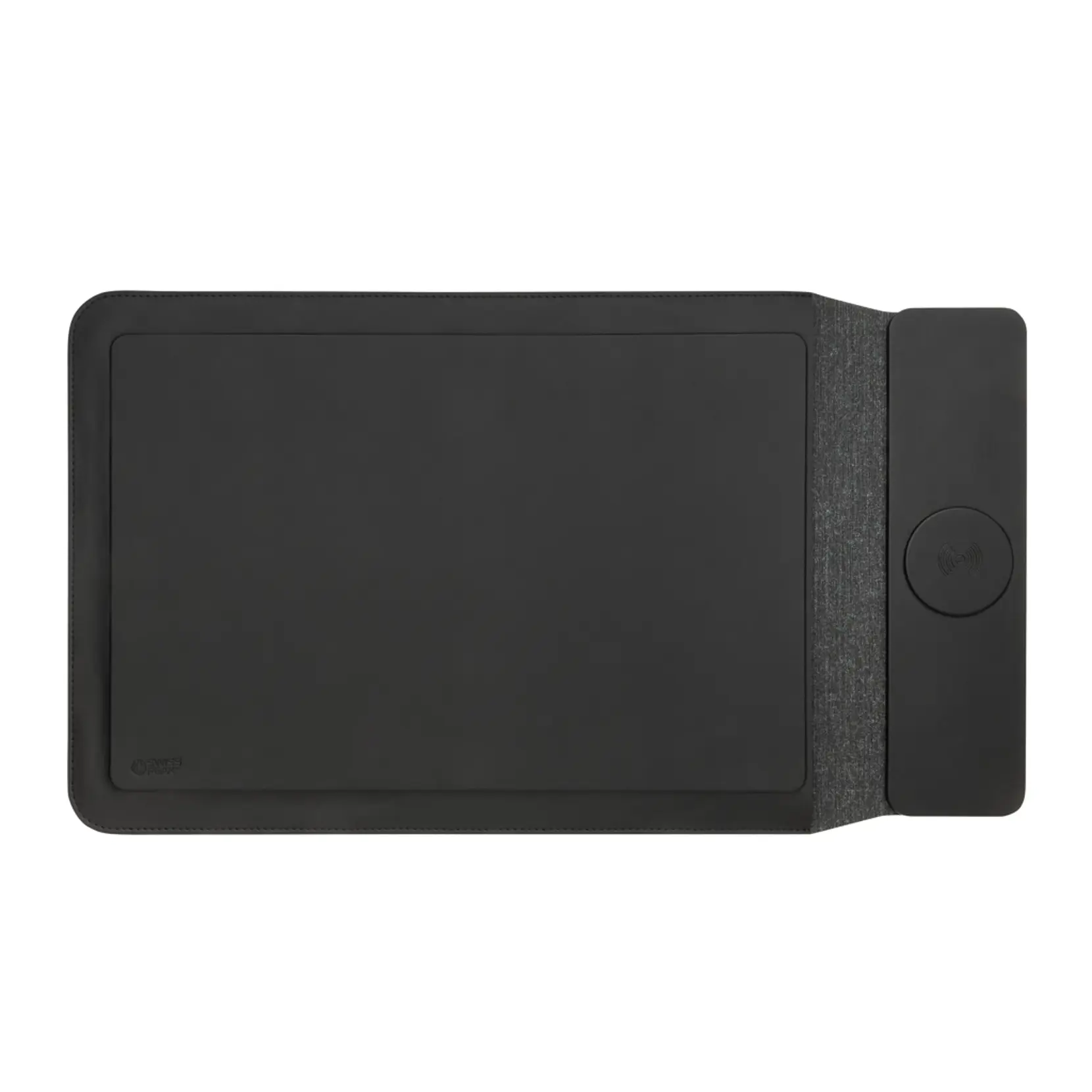 Bild på Swiss Peak 15W magnetiskt laddningsfodral för laptop 14-15,6