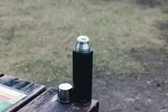 Bild på Swiss Peak Elite 1L termos med kopparisolering