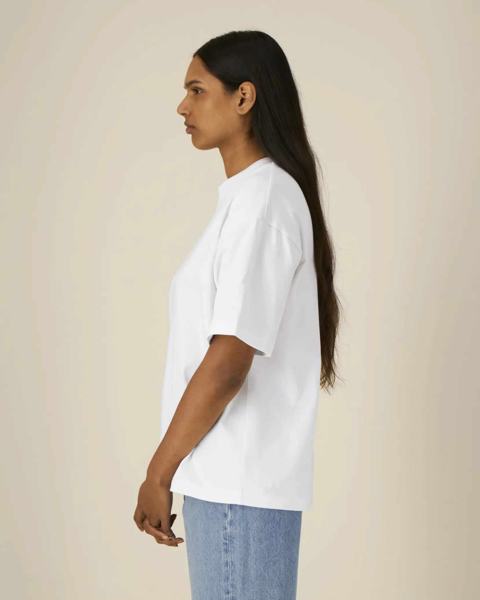 Bild på Asher The unisex heavy weight boxy t-shirt