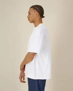 Bild på Asher The unisex heavy weight boxy t-shirt