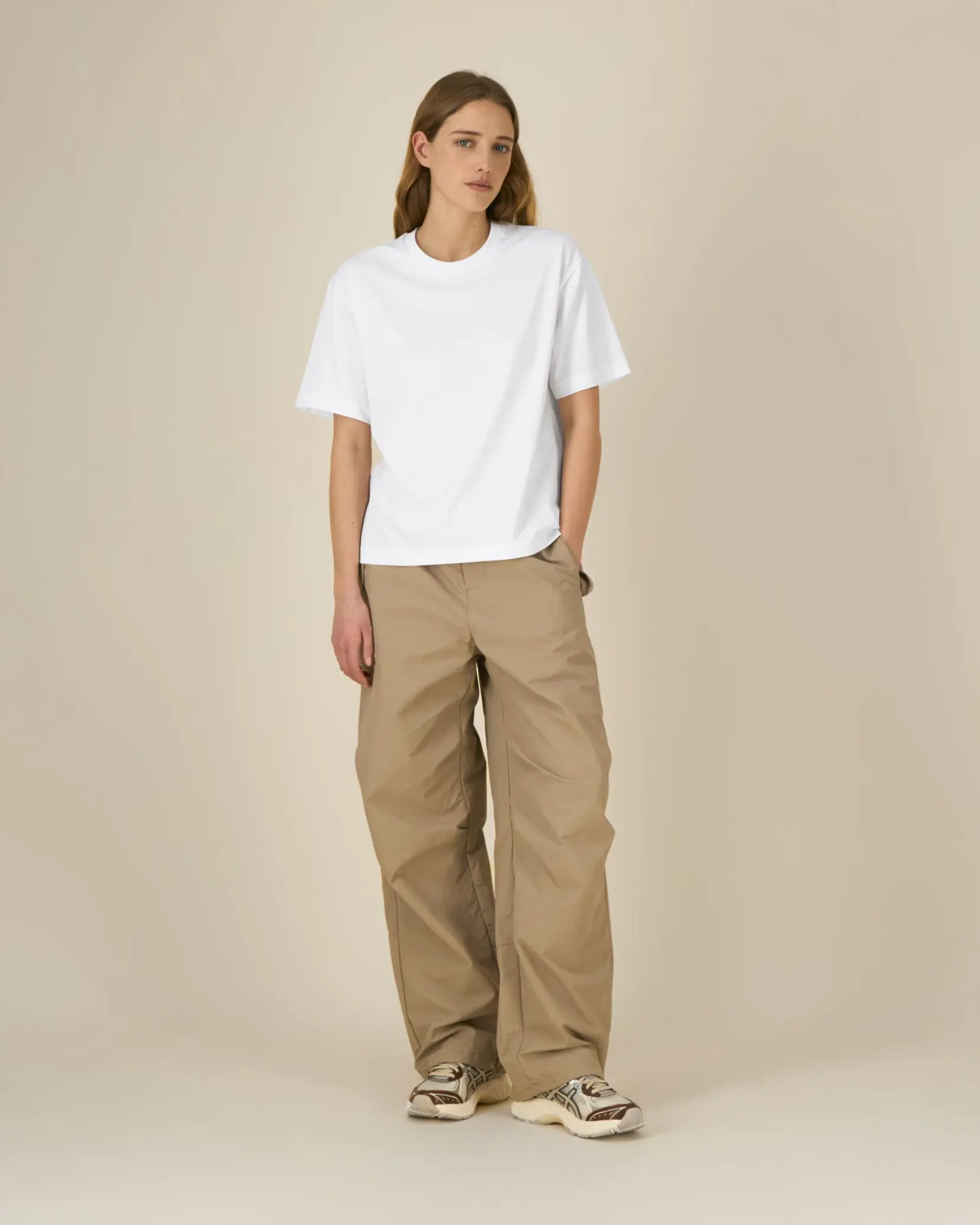 Bild på Breezer The unisex relaxed mid-light t-shirt