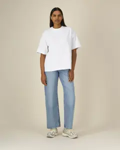Bild på Asher The unisex heavy weight boxy t-shirt