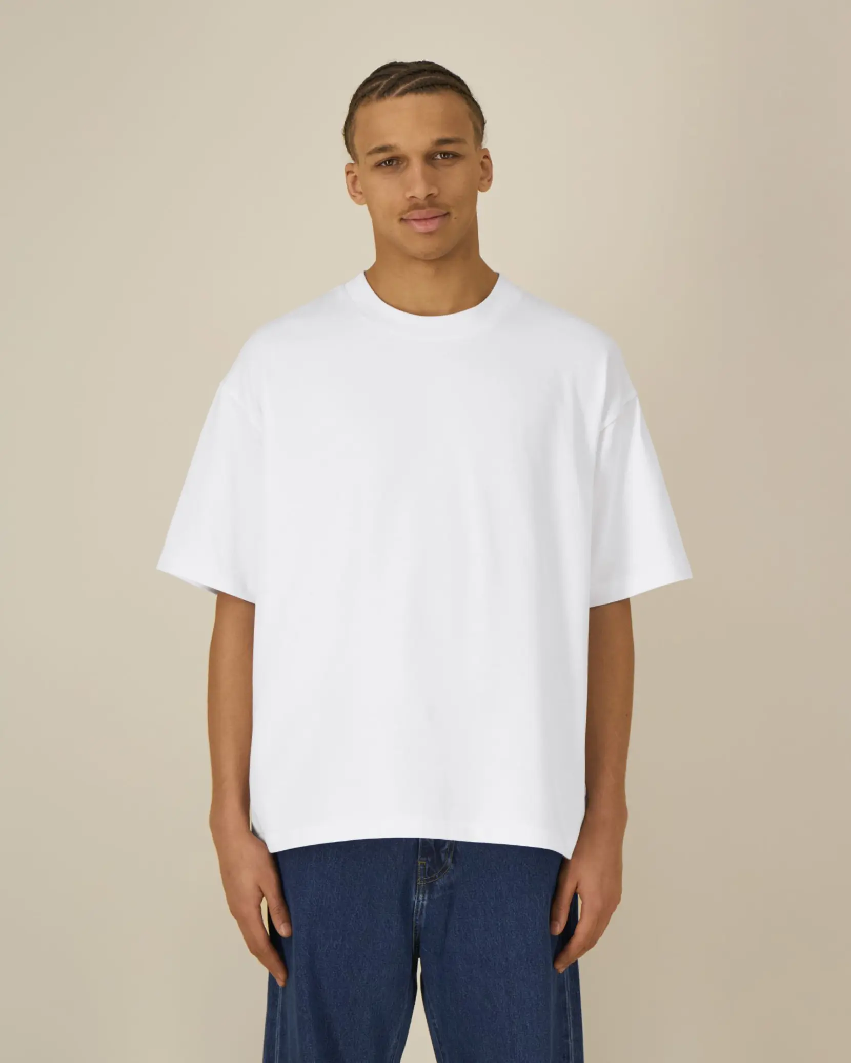 Bild på Asher The unisex heavy weight boxy t-shirt