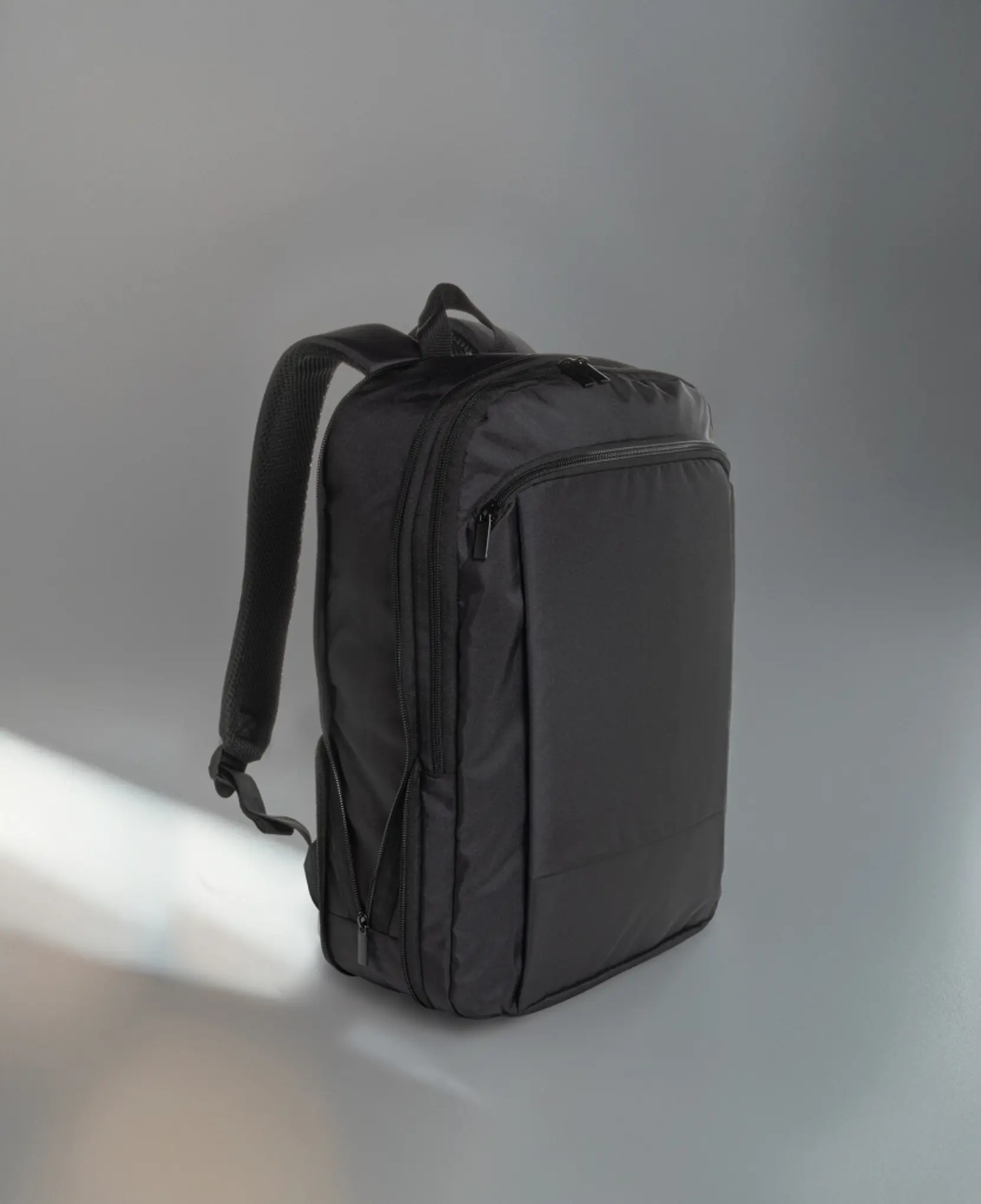 Bild på Flexpack Aware™ RPET expanderbar smal 15,6 laptop ryggsäck
