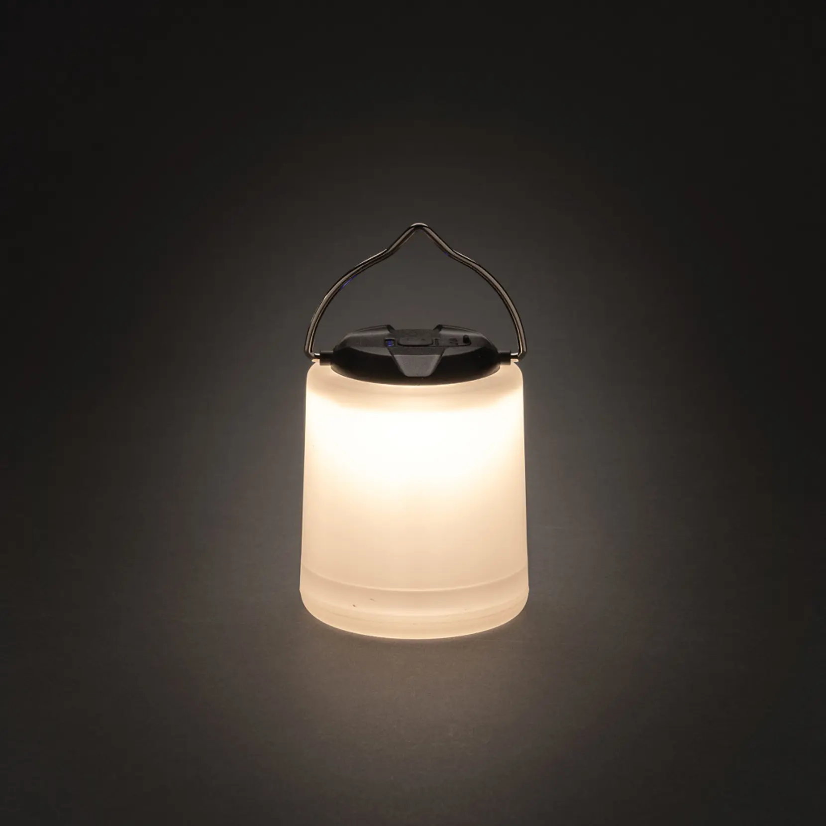 Bild på Limio RCS bärbar, uppladdningsbar bordslampa i plast