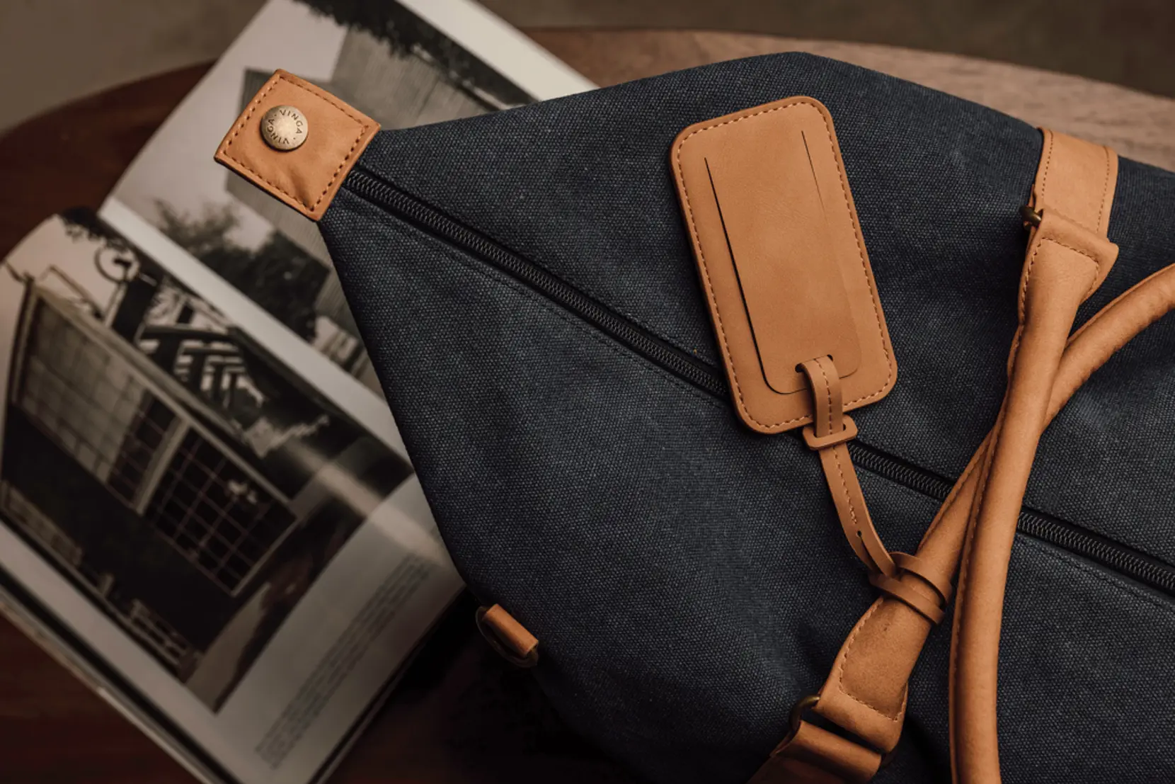 Bild på VINGA Bosler RCS bagagetag