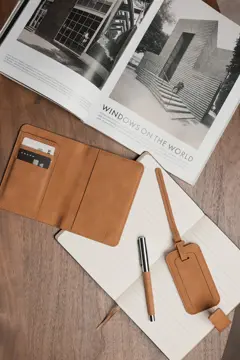 Bild på VINGA Bosler RCS RFID passfodral