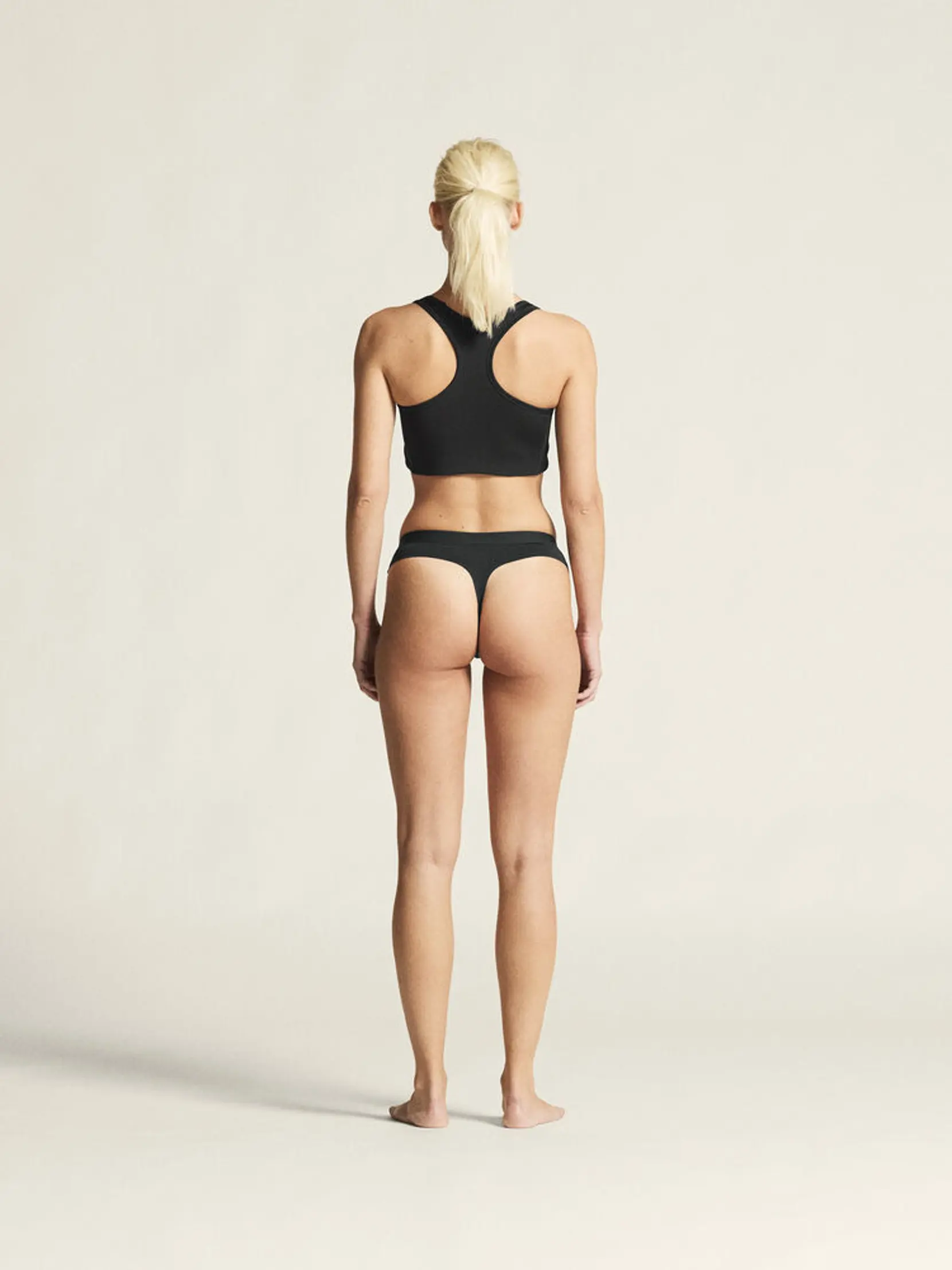Bild på Active String W