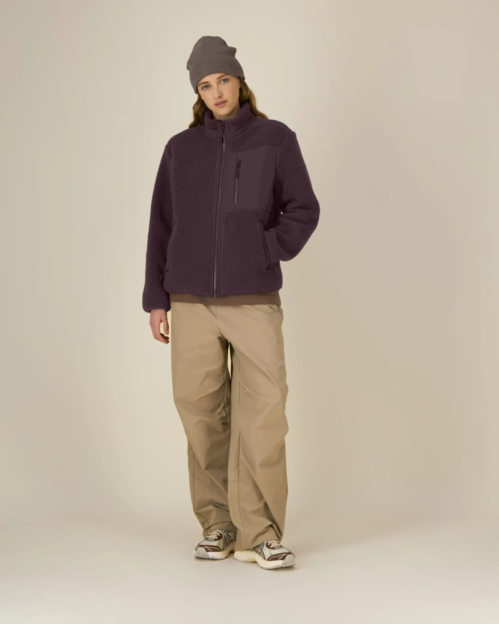 Bild på Brooker The unisex relaxed fit sherpa jacket