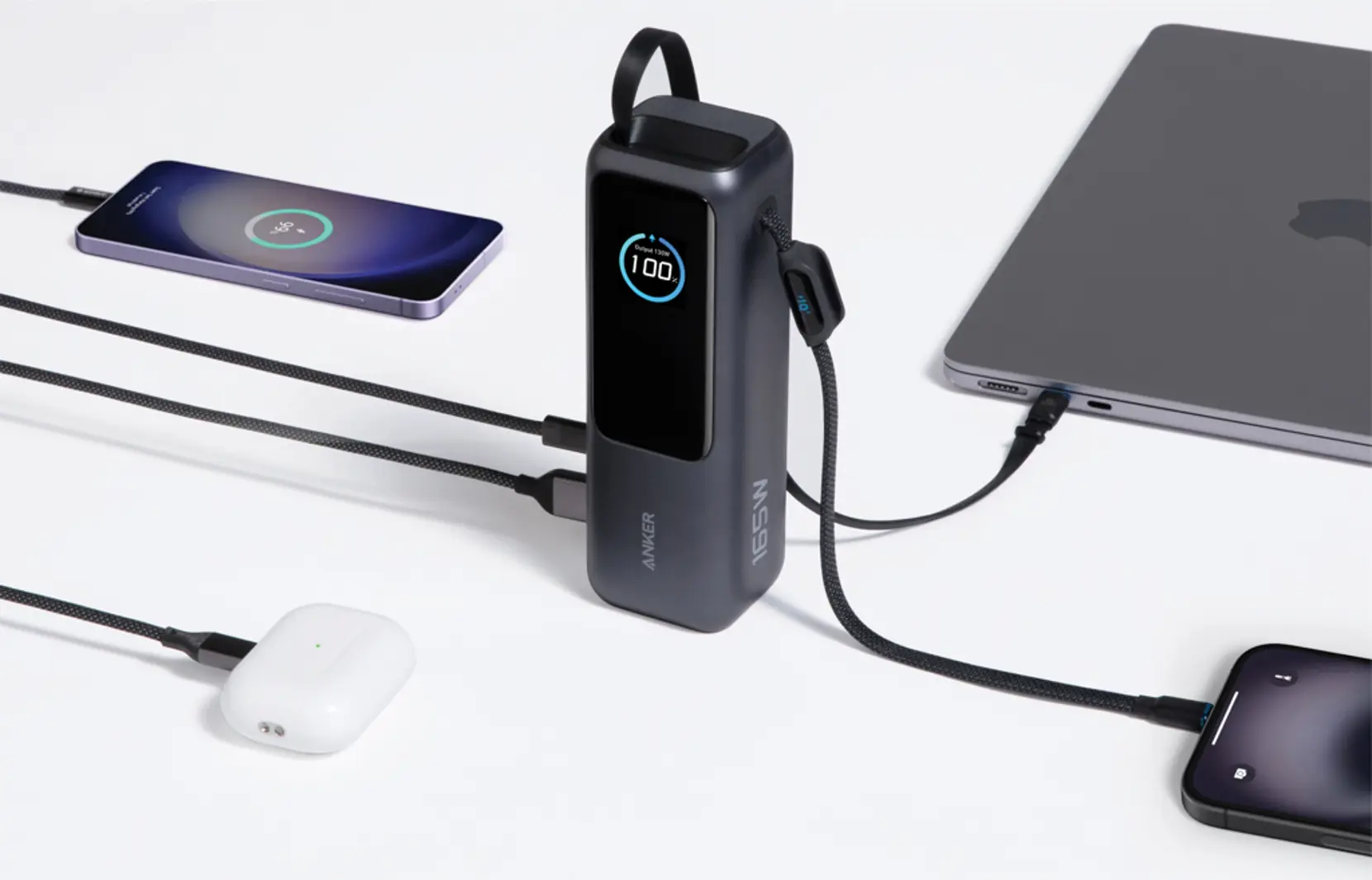 Bild på Anker Powerbank 25.000 mAh 165W med inbyggd utdragbar kabel