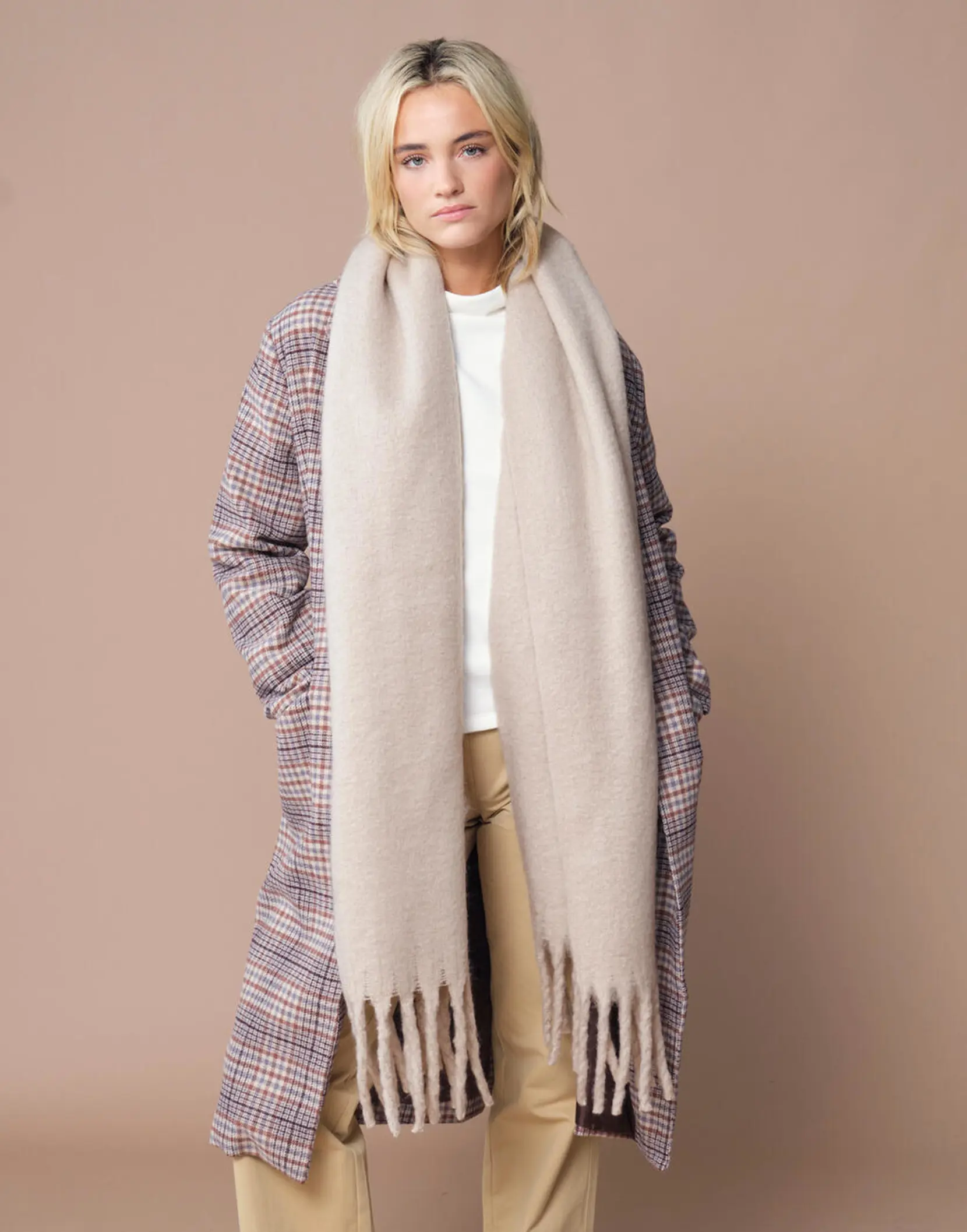 Bild på Fluffy Scarf