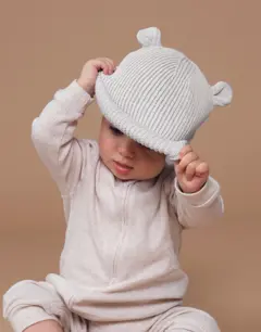 Bild på Organic Baby Bear Beanie