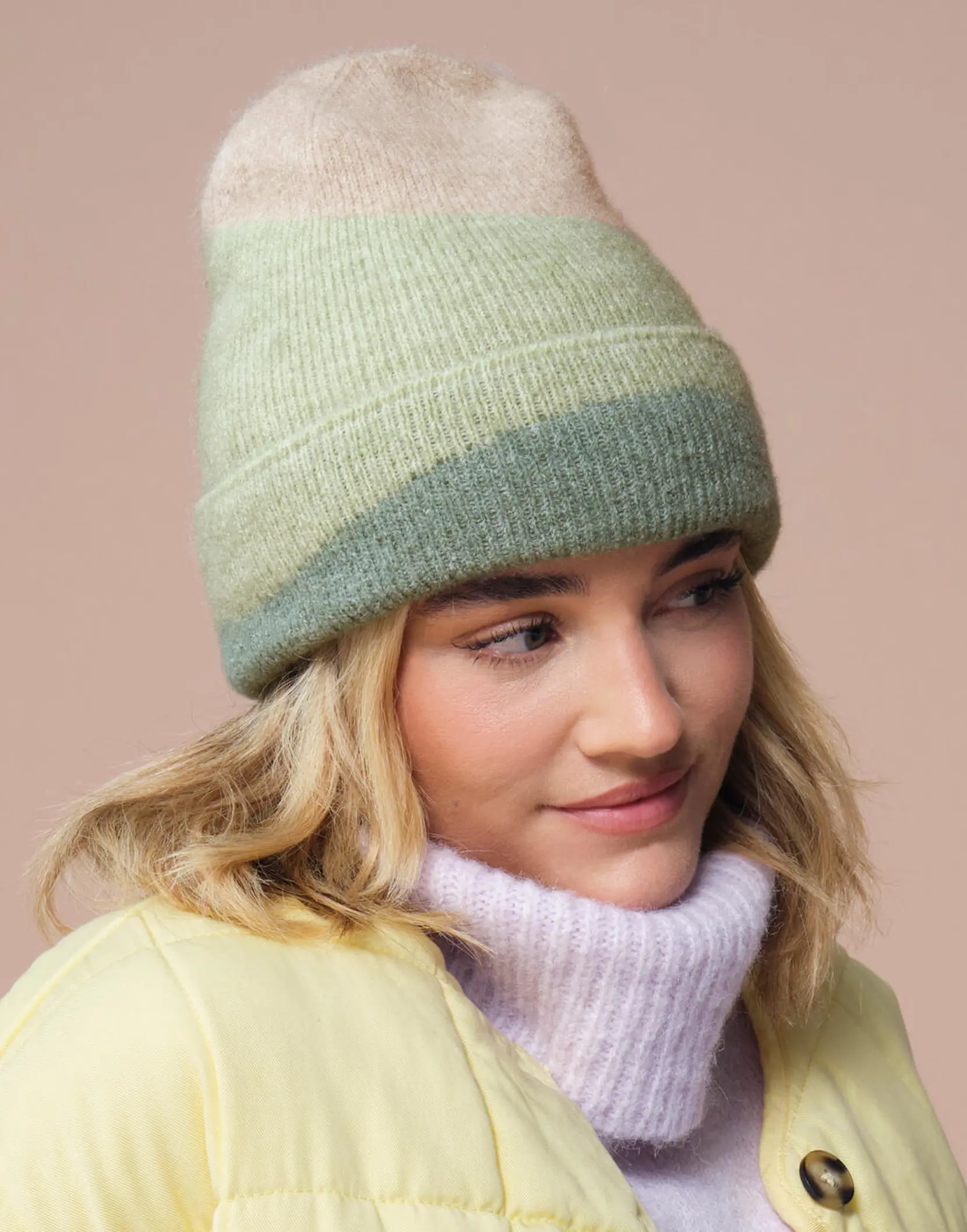 Bild på Soft Wave Beanie