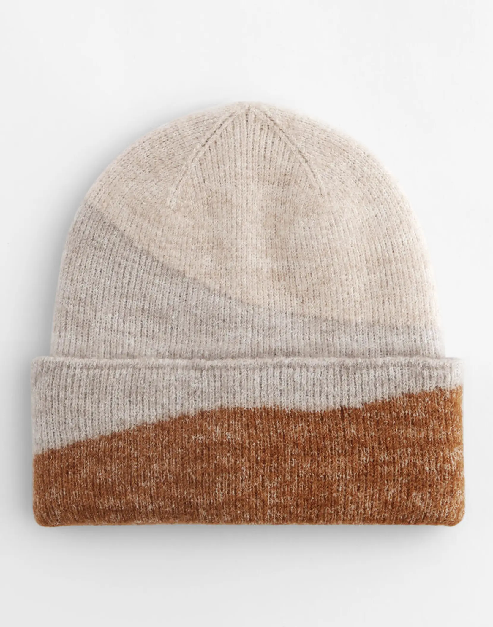Bild på Soft Wave Beanie