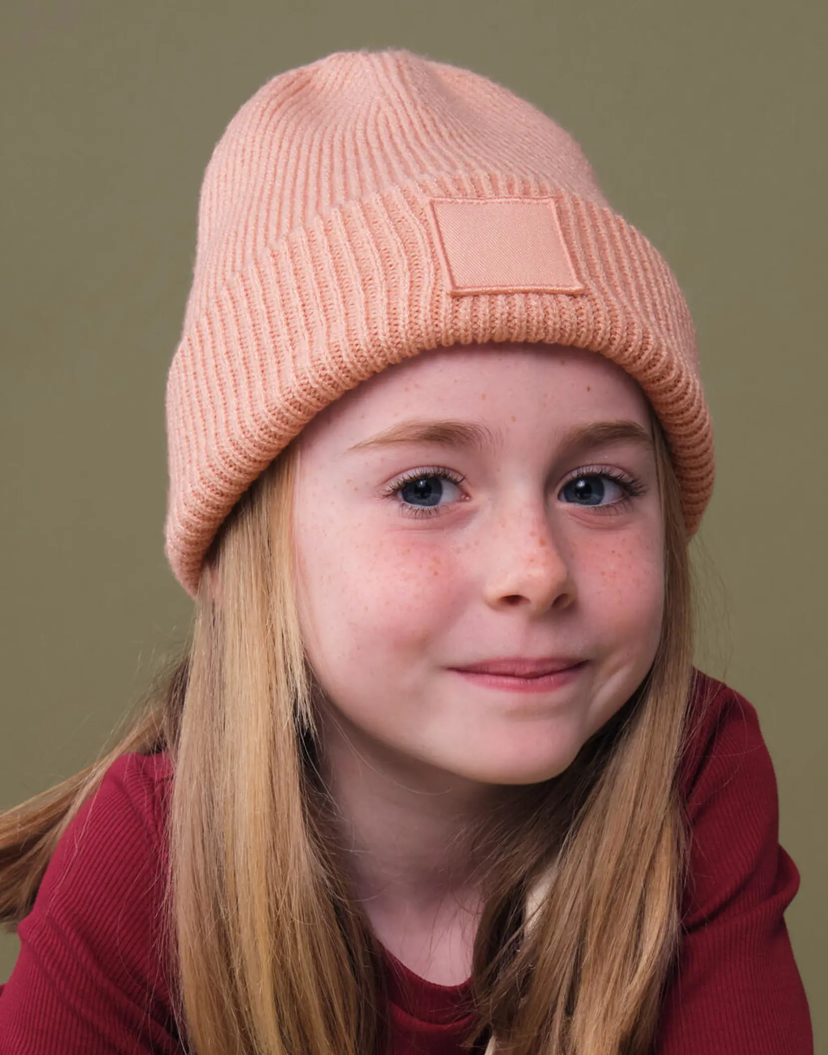 Bild på Kids Deep Cuffed Tonal Patch Beanie