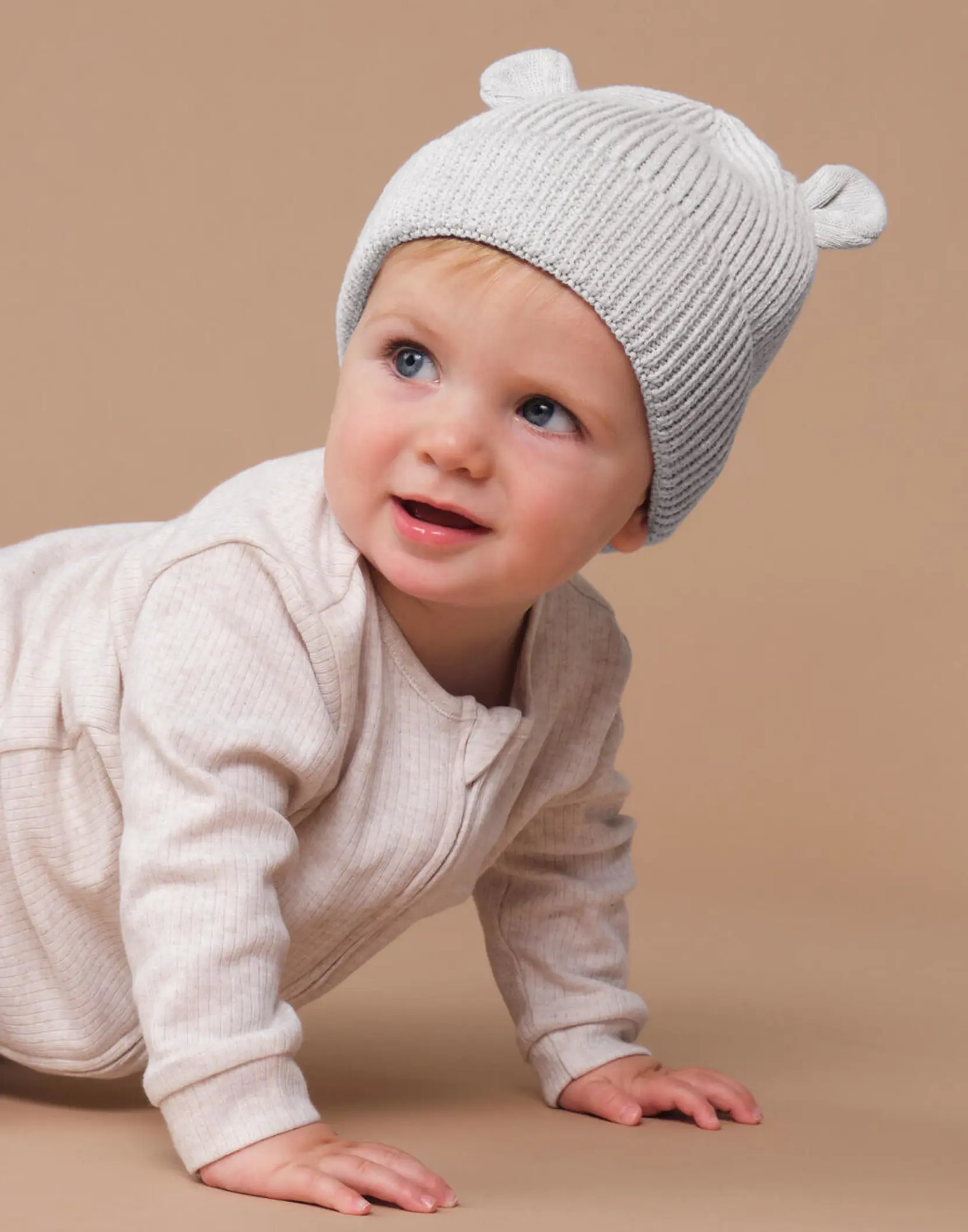 Bild på Organic Baby Bear Beanie