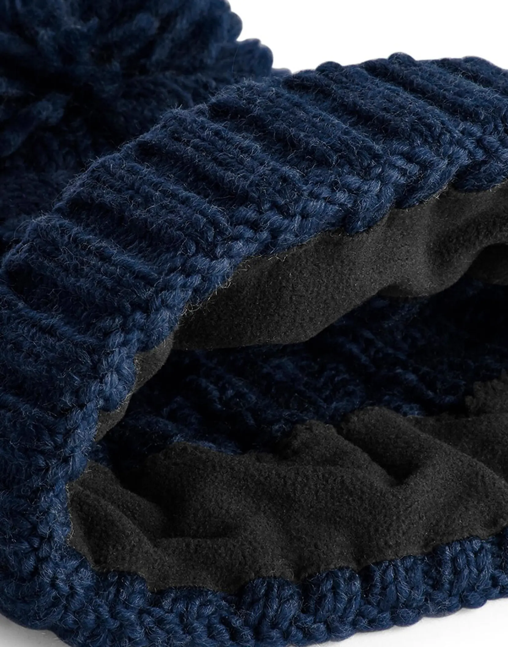 Bild på Cable Knit Melange Beanie Bild på Cable Knit Melange Beanie