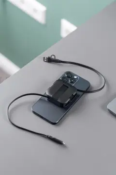 Bild på Urban Vitamin San Jose 100W stativ med infällbar kabel