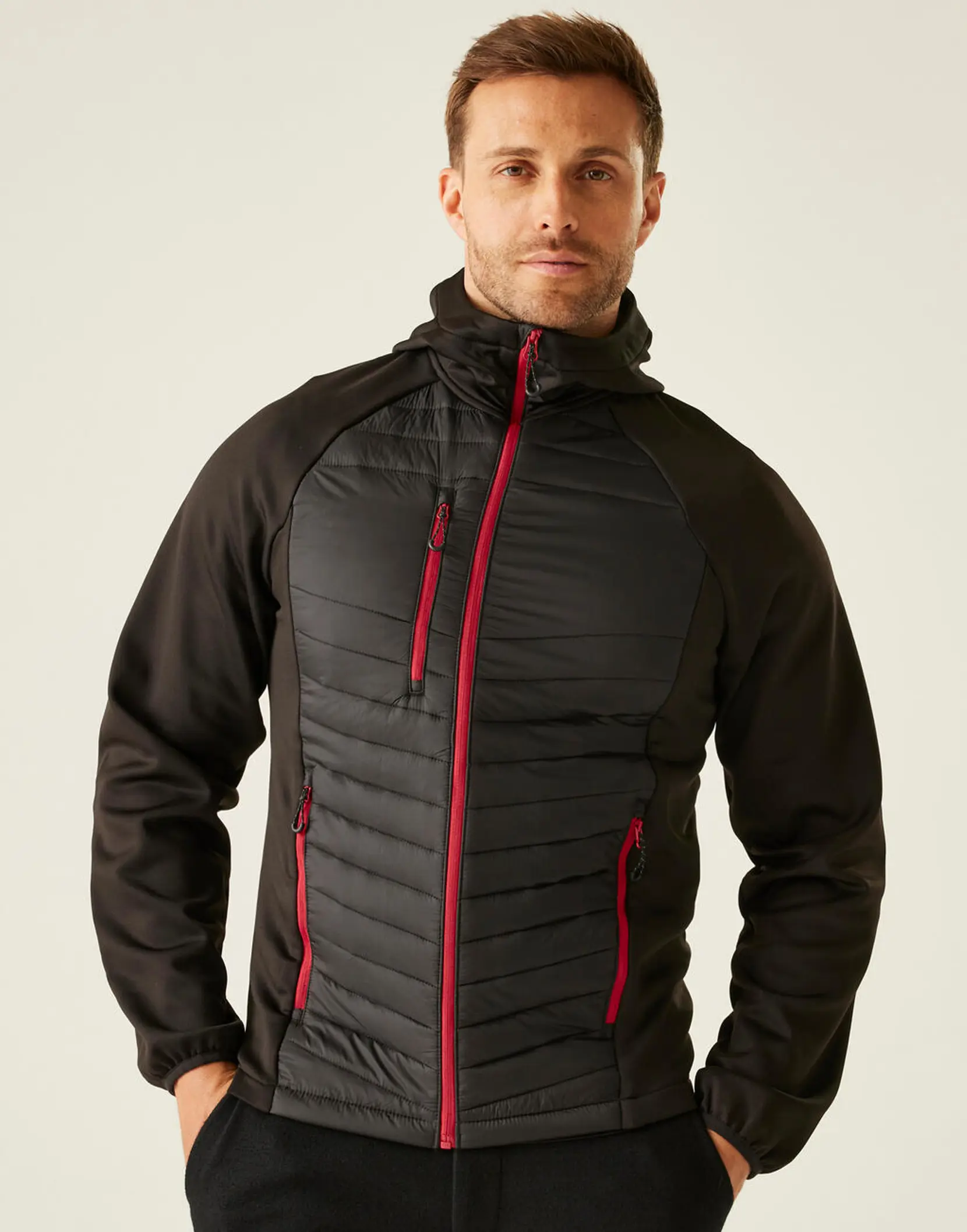 Bild på Men’s Navigate Hybrid Hooded Jacket