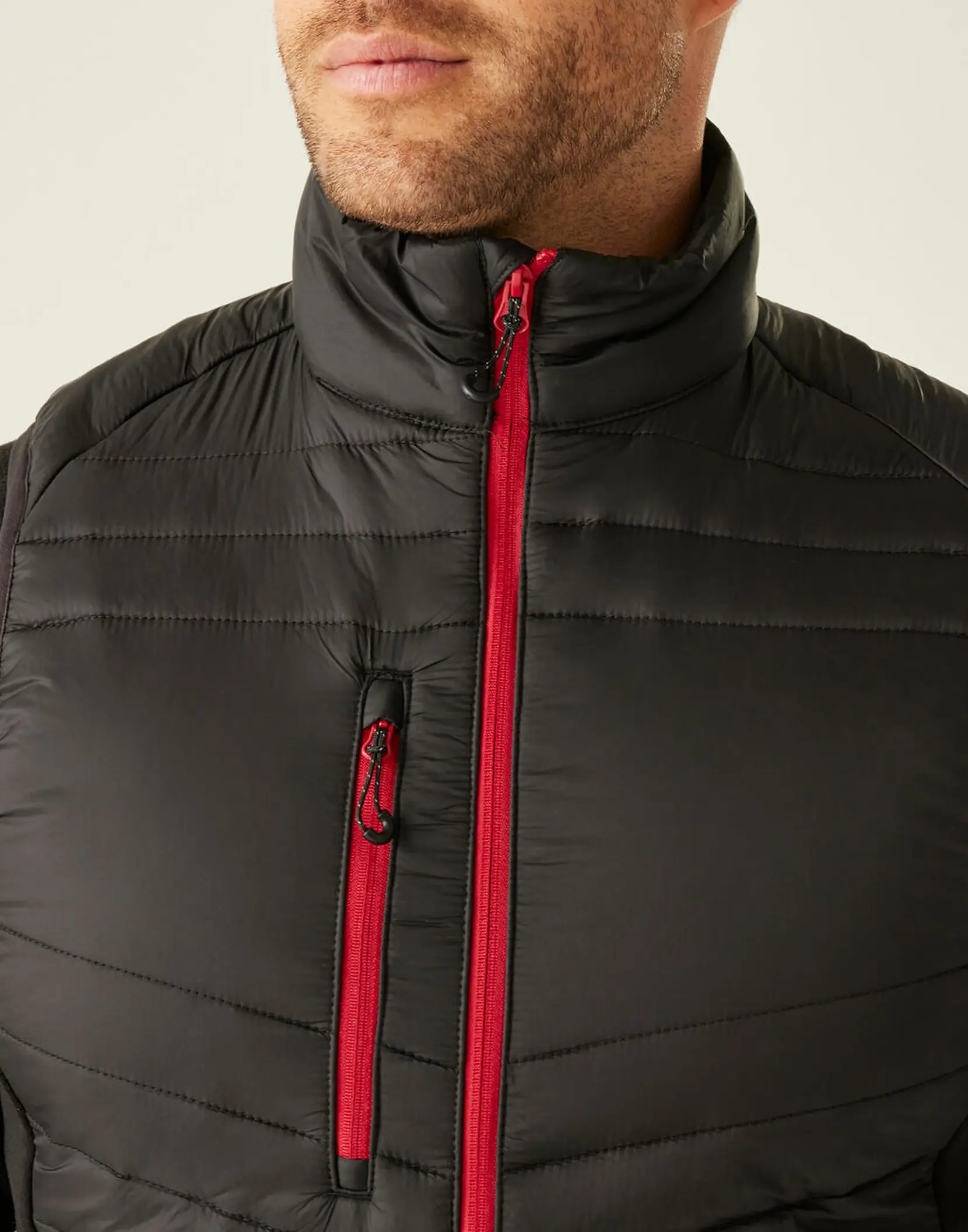 Bild på Men's Navigate Hybrid Bodwarmer Bild på Men's Navigate Hybrid Bodwarmer