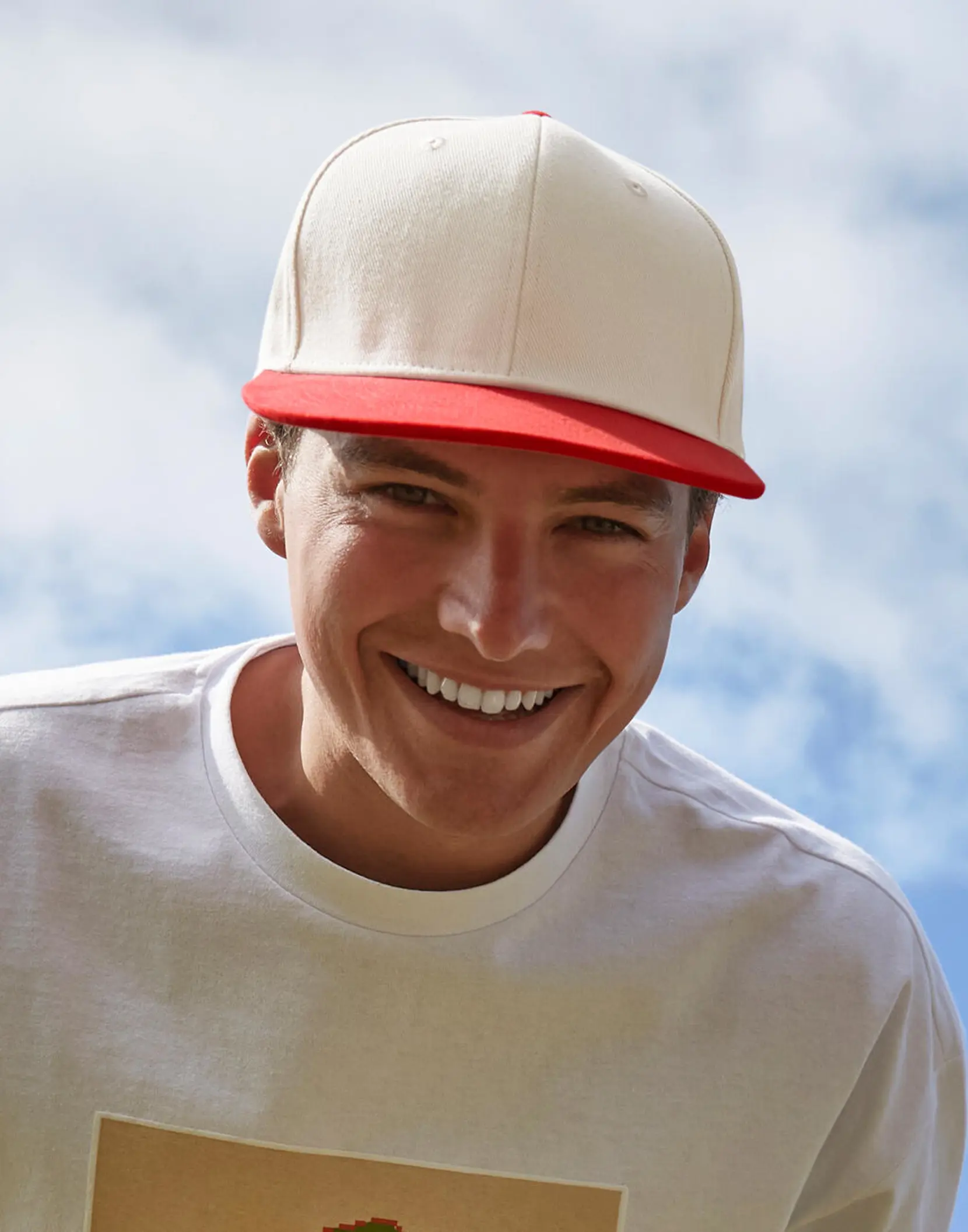 Bild på Contrast Flat Peak 6 Panel Cap Bild på Contrast Flat Peak 6 Panel Cap